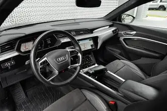 Audi e-tron, 230 kW, elekter, automaat, nelikvedu