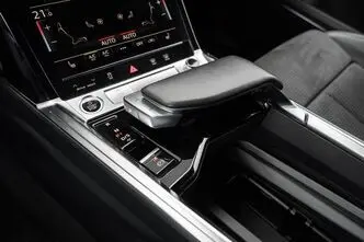 Audi e-tron, 230 kW, elekter, automaat, nelikvedu