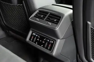 Audi e-tron, 230 kW, elekter, automaat, nelikvedu