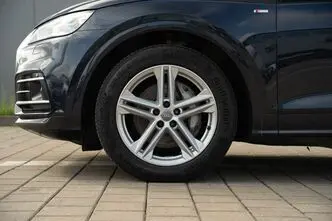 Audi Q5, 2.0, 220 kW, plug-in hybrid, automatic, four-wheel drive