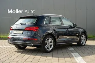 Audi Q5, 2.0, 220 kW, plug-in hybrid, automatic, four-wheel drive