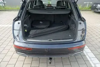 Audi Q5, 2.0, 220 kW, plug-in hybrid, automatic, four-wheel drive