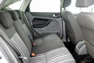 Ford Focus, 1.6, 100 kW, бензин, механическая, передний привод