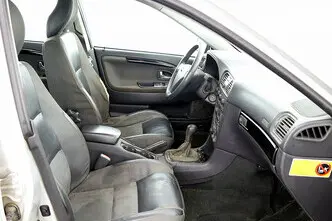 Volvo V40, 1.9, 115 kW, diisel, manuaal, esivedu