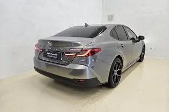 Toyota Camry, 2.5, 137 kW, hybrid, automatic, front-wheel drive