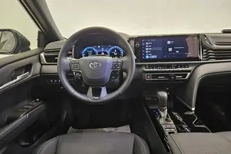 Toyota Camry, 2.5, 137 kW, hybrid, automatic, front-wheel drive