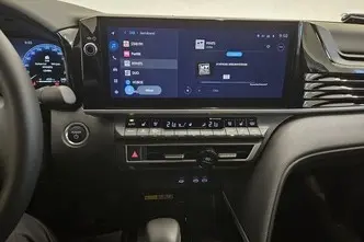 Toyota Camry, 2.5, 137 kW, hybrid, automatic, front-wheel drive