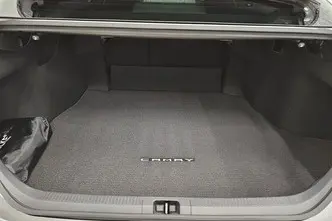 Toyota Camry, 2.5, 137 kW, hybrid, automatic, front-wheel drive