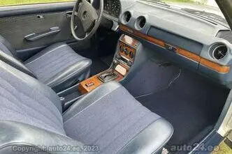 Mercedes-Benz 230, 2.3, 80 kW, bensiin, automaat, tagavedu
