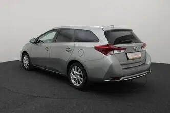 Toyota Auris, 1.6, 97 kW, bensiin, automaat, esivedu