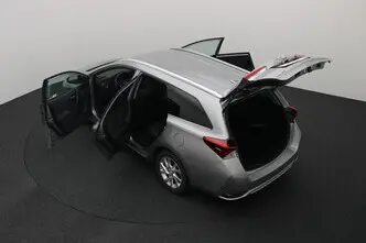 Toyota Auris, 1.6, 97 kW, bensiin, automaat, esivedu