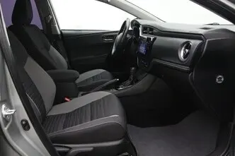 Toyota Auris, 1.6, 97 kW, bensiin, automaat, esivedu