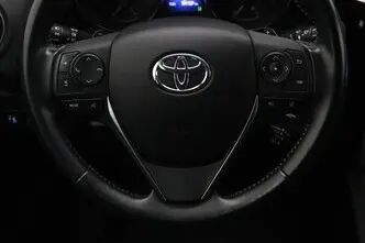 Toyota Auris, 1.6, 97 kW, bensiin, automaat, esivedu