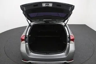 Toyota Auris, 1.6, 97 kW, bensiin, automaat, esivedu