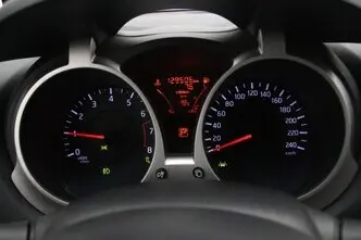 Nissan Juke, 1.6, 86 kW, bensiin, automaat, esivedu