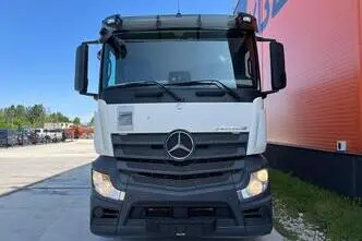 Mercedes-Benz Actros, 330 kW, diesel, automatic