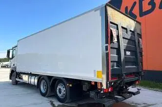 Mercedes-Benz Actros, 330 kW, diesel, automatic