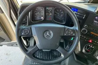 Mercedes-Benz Actros, 330 kW, diesel, automatic