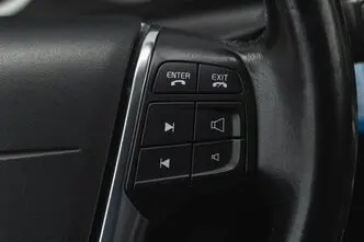 Volvo XC60, 2.4, 118 kW, diesel, manual, four-wheel drive