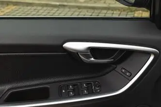 Volvo XC60, 2.4, 118 kW, diesel, manual, four-wheel drive