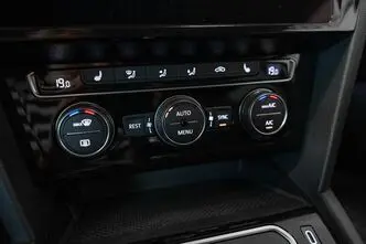 Volkswagen Passat, 2.0, 140 kW, bensiin, automaat, esivedu