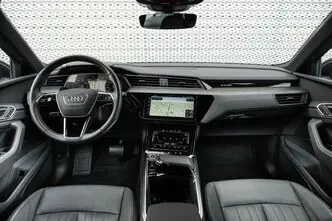 Audi e-tron, 300 kW, elekter, automaat, nelikvedu