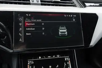 Audi e-tron, 300 kW, elekter, automaat, nelikvedu