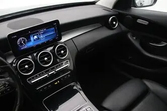 Mercedes-Benz C 200, 1.6, 118 kW, diesel, automatic, rear-wheel drive