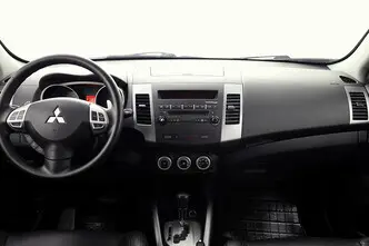 Mitsubishi Outlander, 2.4, 125 kW, petrol, automatic, four-wheel drive