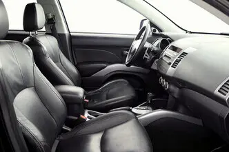 Mitsubishi Outlander, 2.4, 125 kW, petrol, automatic, four-wheel drive