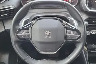 Peugeot 2008, 1.2, 96 kW, бензин, автомат, передний привод