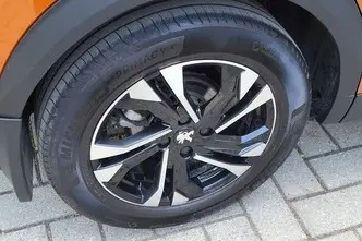 Peugeot 2008, 1.2, 96 kW, бензин, автомат, передний привод