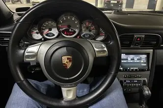 Porsche 911, 3.8, 261 kW, bensiin, automaat, tagavedu