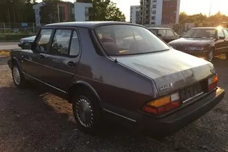 Saab 900, 2.0, 93 kW, petrol, manual, front-wheel drive