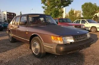 Saab 900, 2.0, 93 kW, petrol, manual, front-wheel drive