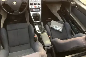 Alfa Romeo Spider, 1.8, 107 kW, petrol, manual, front-wheel drive