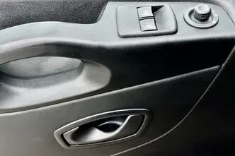 Renault Trafic, 2.0, 125 kW, дизель, автомат, передний привод