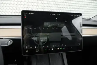 Tesla Model Y, 378 kW, electric, automatic, four-wheel drive