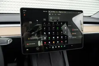 Tesla Model Y, 378 kW, electric, automatic, four-wheel drive