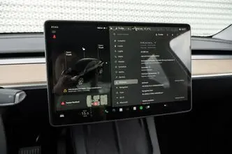 Tesla Model Y, 378 kW, electric, automatic, four-wheel drive
