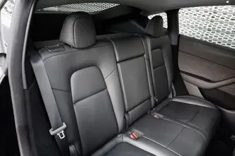 Tesla Model Y, 378 kW, electric, automatic, four-wheel drive