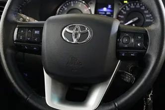 Toyota Hilux, 2.8, 150 kW, diisel, automaat, nelikvedu
