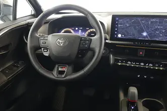 Toyota C-HR, 2.0, 112 kW, hybrid, automatic, four-wheel drive