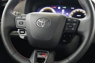 Toyota C-HR, 2.0, 112 kW, hybrid, automatic, four-wheel drive