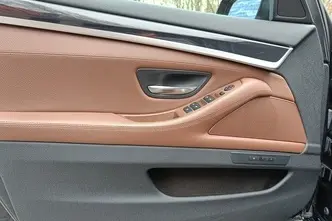 BMW 520, 2.0, 140 kW, diisel, automaat, tagavedu