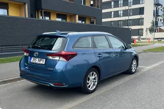 Toyota Auris, 1.6, 97 kW, bensiin, manuaal, esivedu