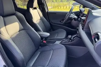 Toyota Yaris, 1.5, 68 kW, hübriid, automaat, esivedu