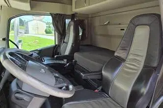 Volvo FH540 6x2 ADR, 405 kW, diesel, automatic