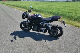 Triumph STREET TRIPLE RS, 0.8, 90.4 kW, petrol, manual, rear-wheel drive