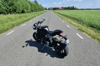 Triumph STREET TRIPLE RS, 0.8, 90.4 kW, petrol, manual, rear-wheel drive